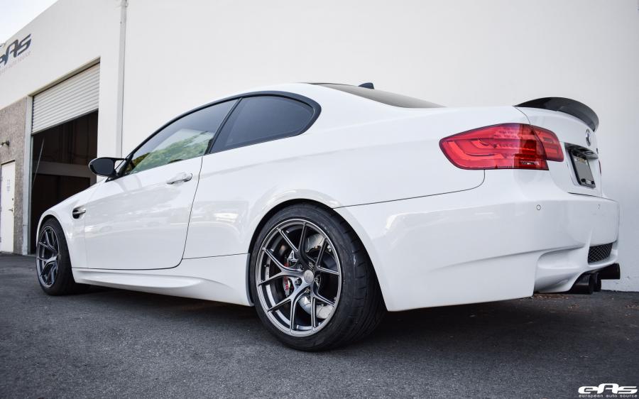  BMW M3 Coupe Alpine White by EAS (E92) 2017 года  (фото 23 из 28)